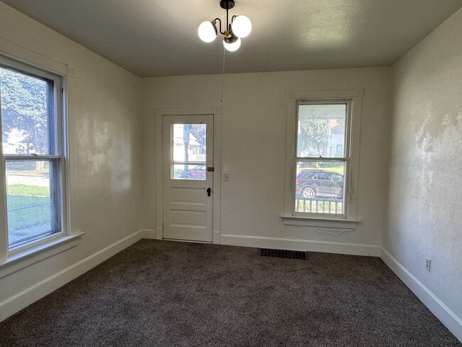 Photo - 2325 McKinley Ave
