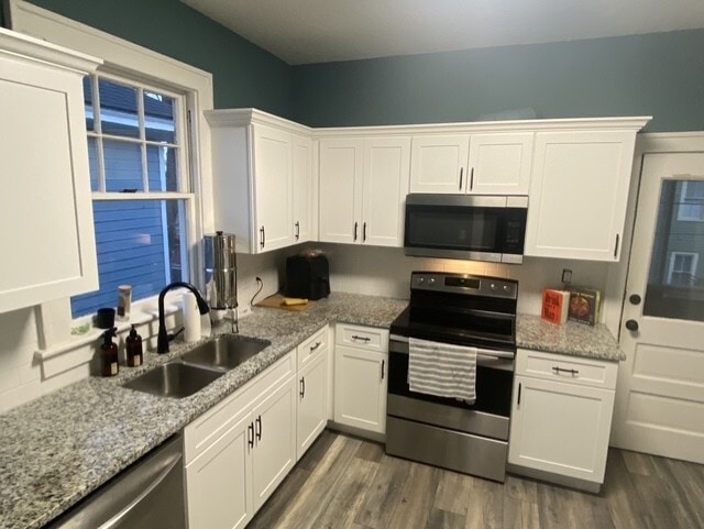 Photo - 412 E 40th St