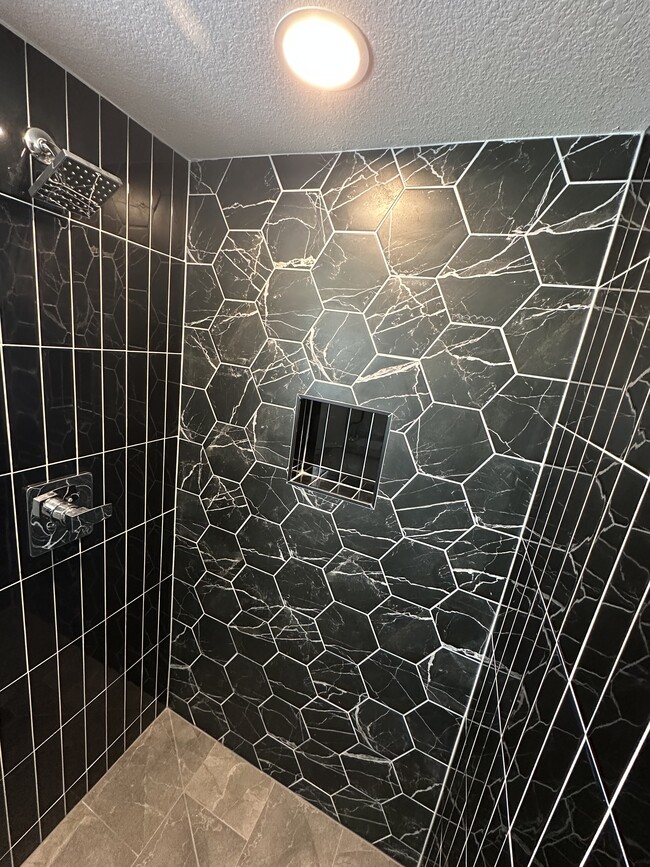 Photo - 3294 S Newton St