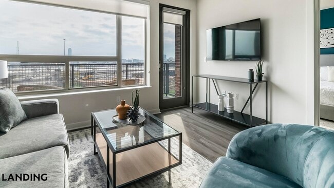 Photo - 825 Usener St Unidad 748