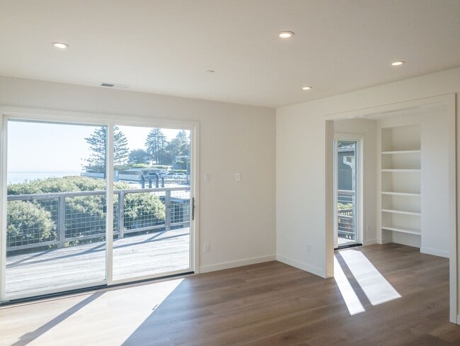 Photo - Stunning, Newly Remodeled, Top Floor Flat, Huge Private Deck,  Bay Views, Laundry! Parking! PROGR... Unit 10B