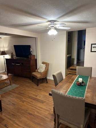 Photo - 5010 Hooper Hwy