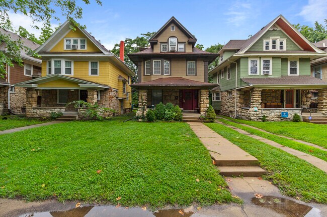 Photo - 3714 Walnut St