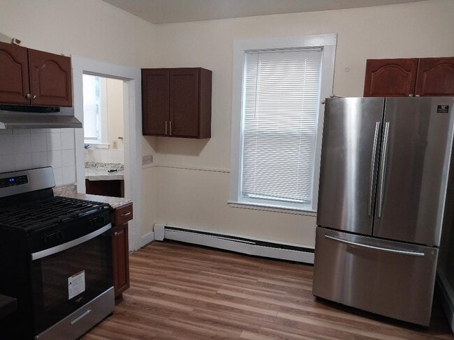 Building Photo - 15 Astor St Unit APT1