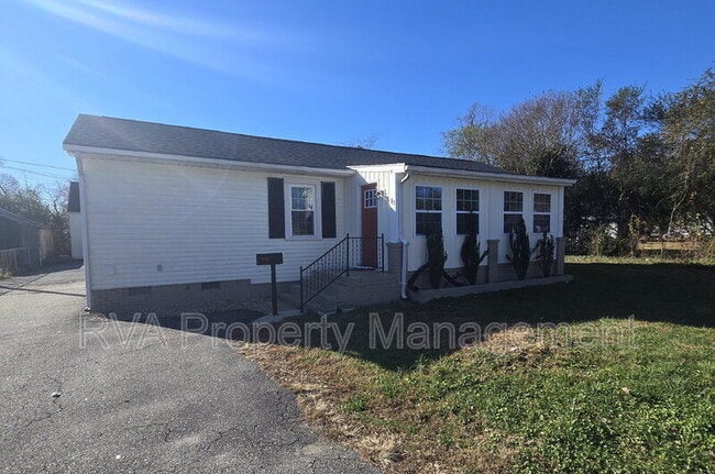 Photo - 13 W Berry St