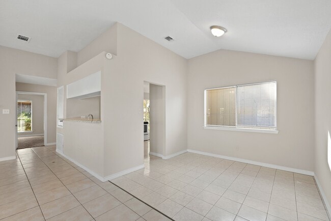 Photo - 17514 Lobo Trail