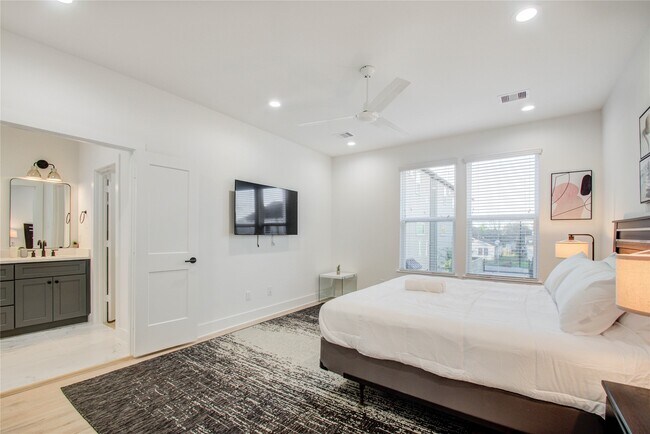 Photo - 4109 Hare St