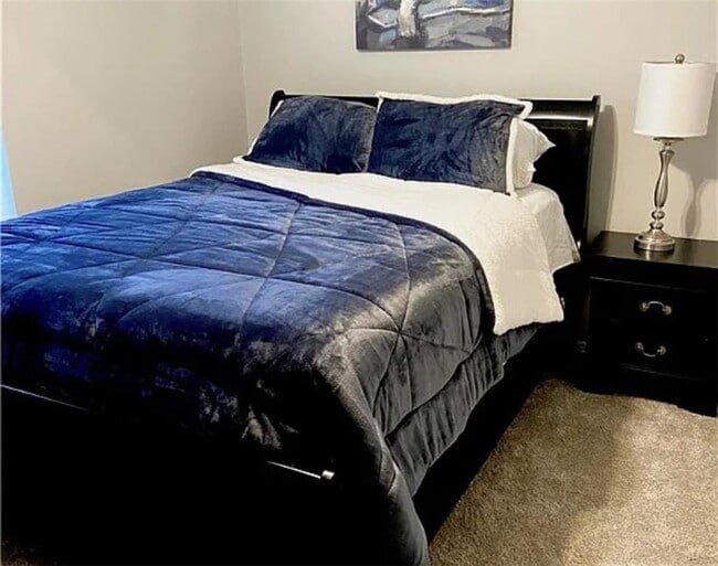 Photo - 826 W Peachtree Dr