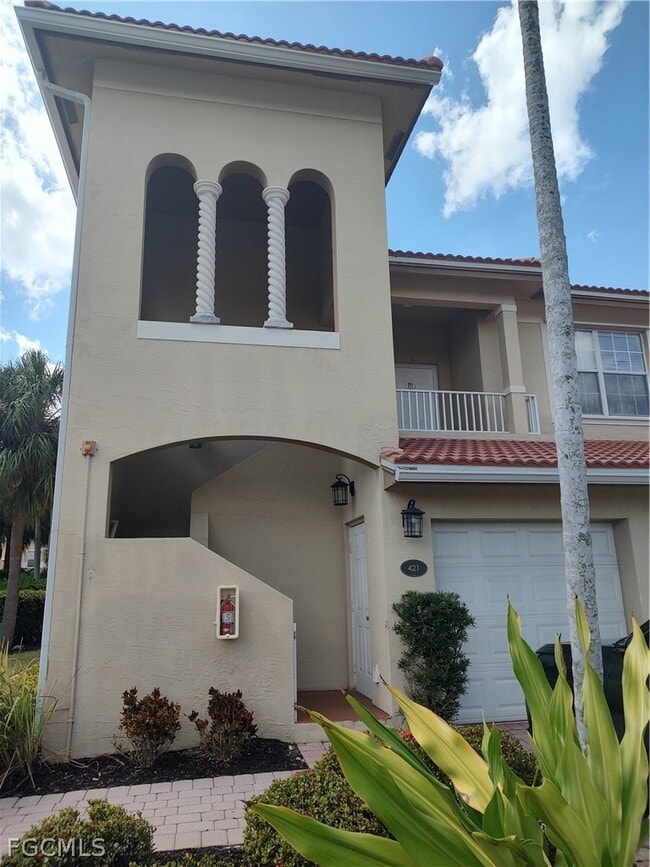 Building Photo - 8521 Oakshade Cir Unit 421