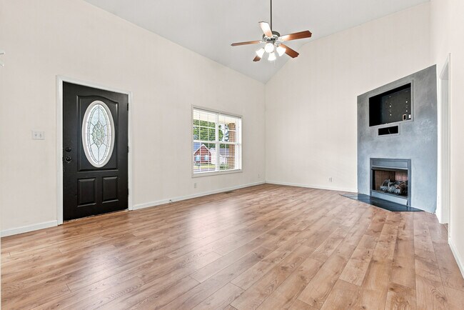 Photo - 1524 Cedar Springs Cir