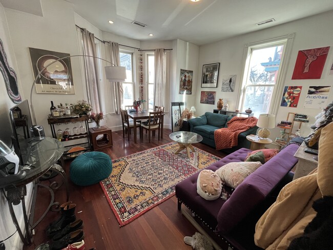 Photo - 1548 Tremont St Unit 3