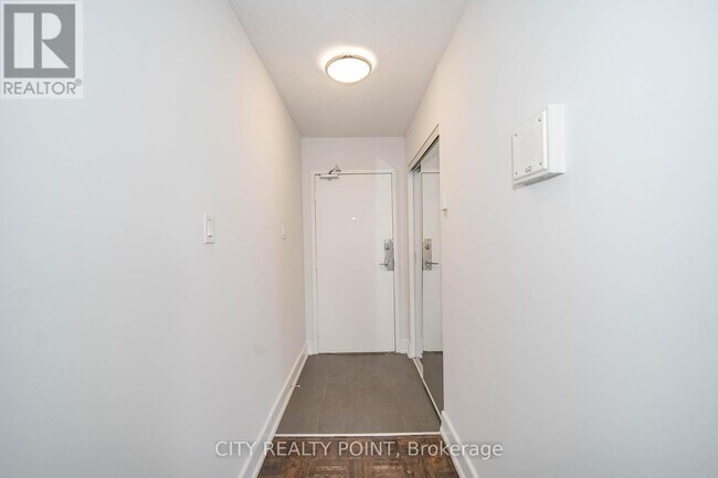 Photo - 33 Isabella St Unité 2412