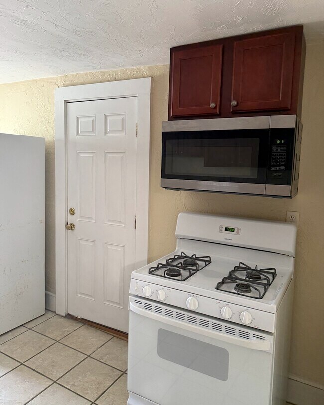 Photo - 148 Highland St Unit 2