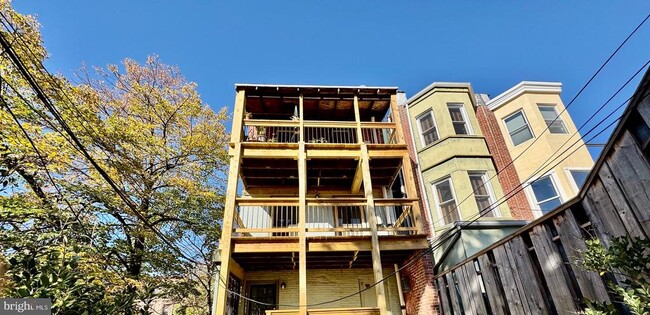 Photo - 2148 Green St