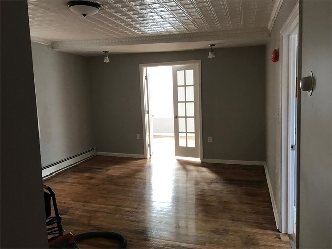 Photo - 1290 3rd Ave