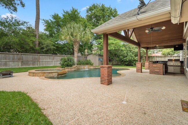 Photo - 1927 Enchanted Park Dr