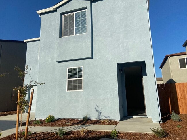 Photo - Gorgous 3 Bedroom 2.5 Bath Home in Gated Winding Meadow Village