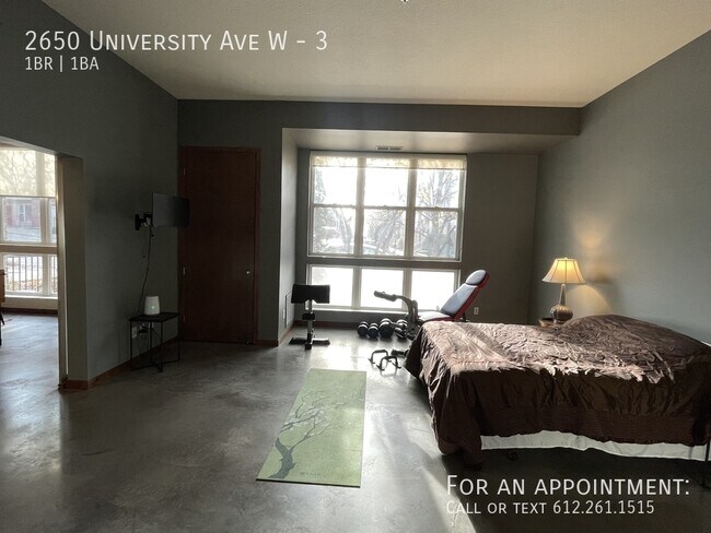 Photo - 2650 University Ave W
