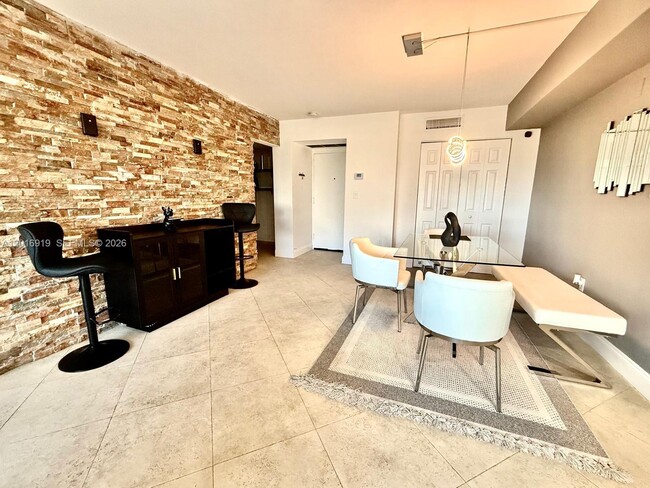Photo - 3701 N Country Club Dr Unit 502