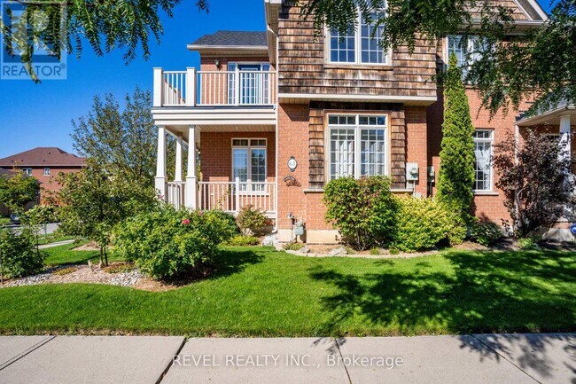 Photo - 63 Westhampton Way