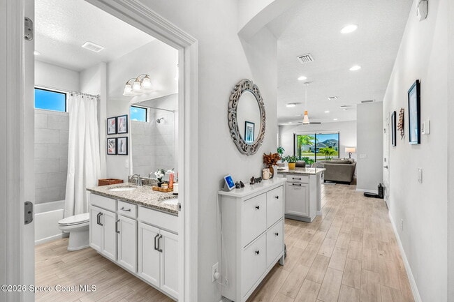 Photo - 3194 Blazing Star Dr