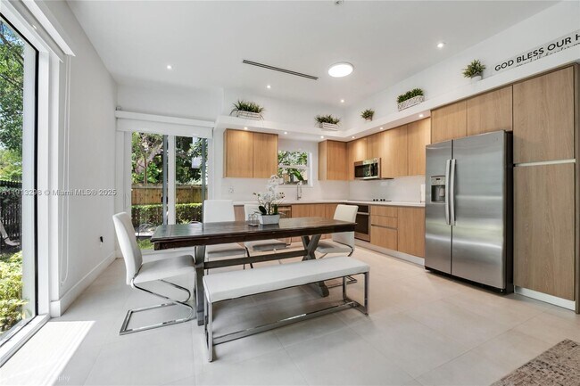 Photo - 2868 SW 33rd Ct