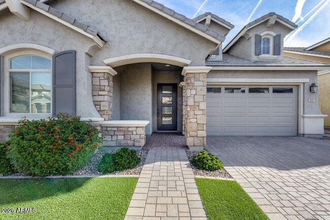 Photo - 2661 S Olympic Dr