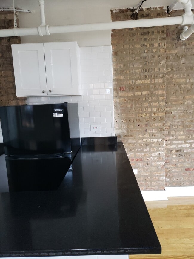 Photo - 4833 N Talman Ave Unit G