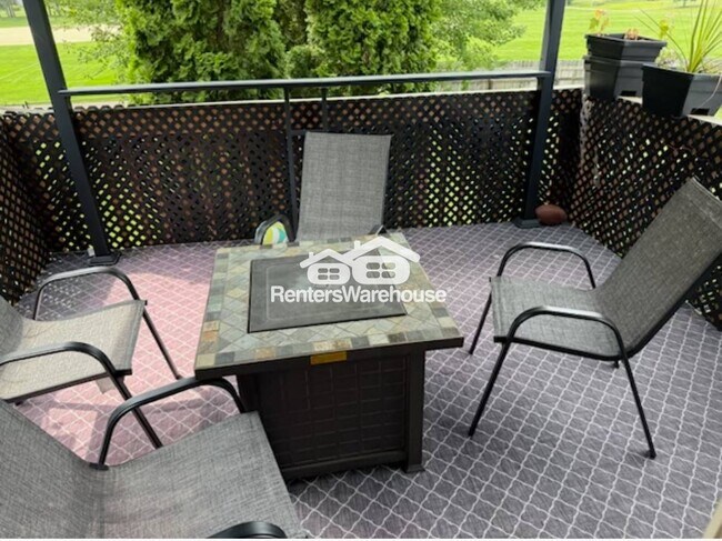 Photo - 9712 Hames Ct S