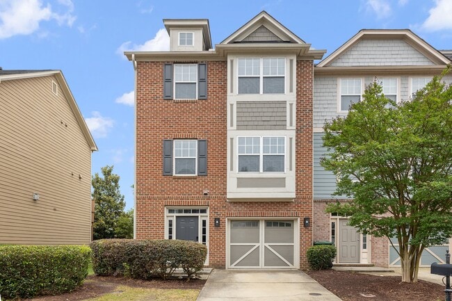 Building Photo - 611 Carlton Commons Ln