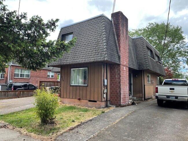 420nw16 - 420nw16 Apartment Unit A
