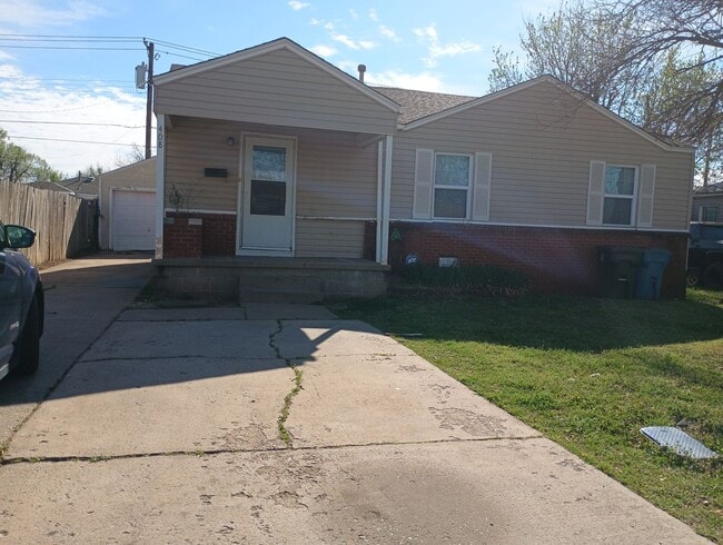 Photo - Lots of Space!