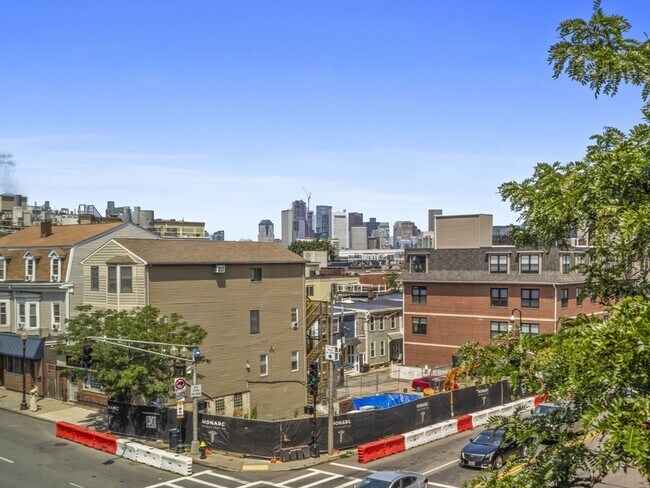 Photo - 753 E Broadway Unit 2