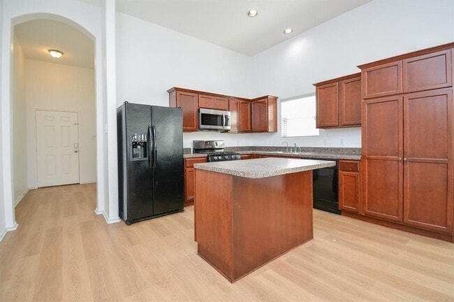 Photo - 20610 Hawkins Manor Ln