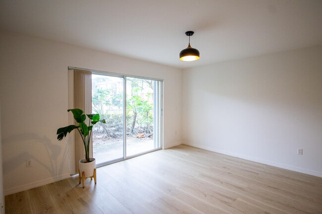 Photo - 1200 Crestwood Ct S Unit 1204