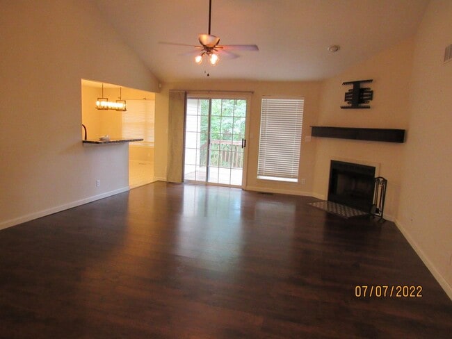 Photo - 3 bedroom house in Lake Ozark for rent
