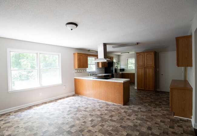 Photo - 9100 Nash Ave