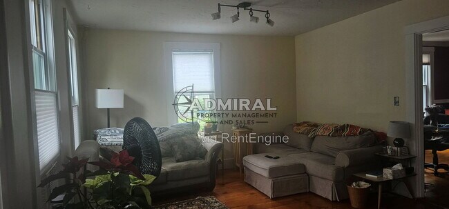 Photo - 8 Maple St