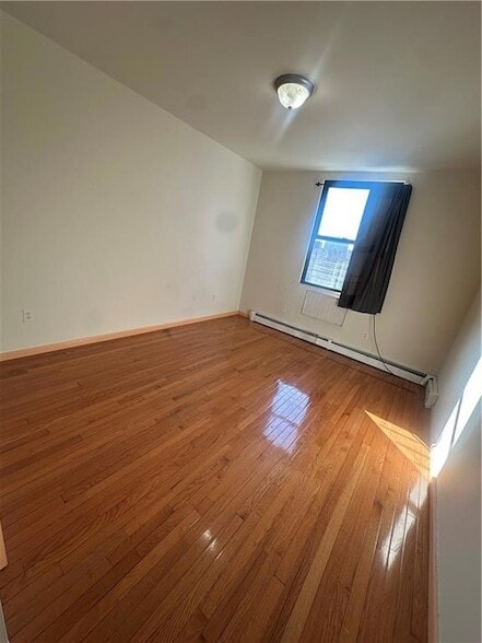 Photo - 2338 Dean St Unit 1