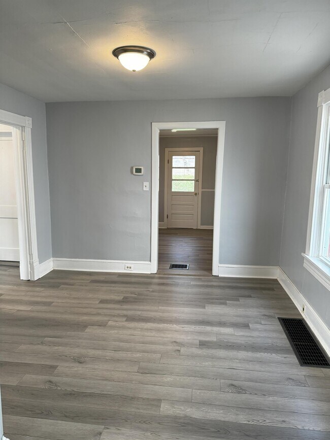 Photo - 421 S Kentucky Ave