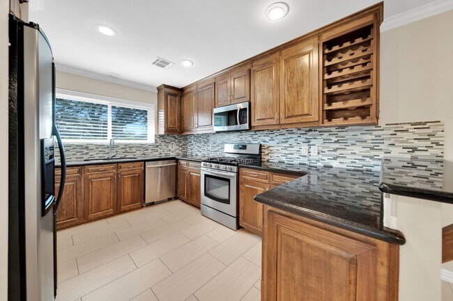 Photo - 1607 Willowby Dr