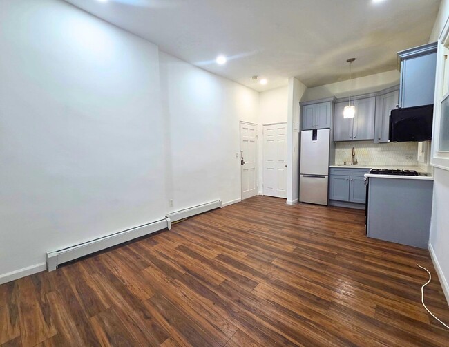 Photo - 209-211-211 48th St Unit A5