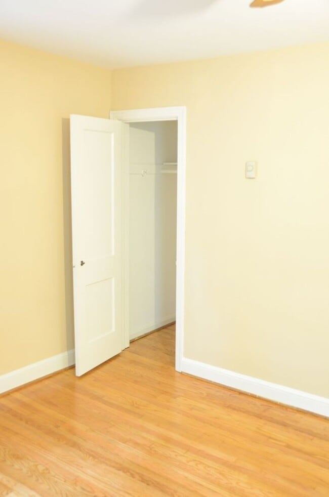 Photo - 8210 Greenwood Ave Unit 4