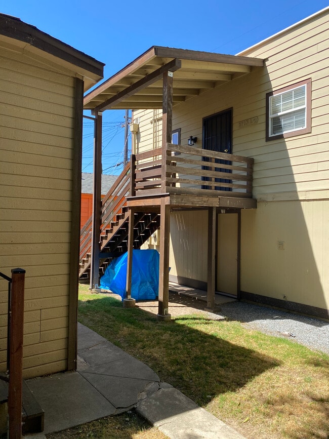 Building Photo - 1713 V St