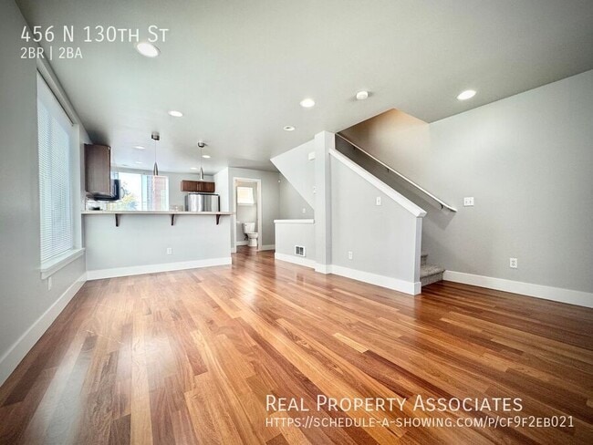 Photo - 456 N 130th St