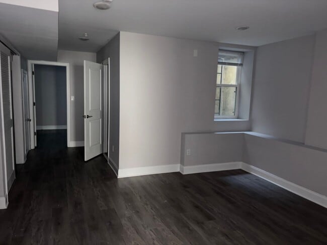 Photo - 1530 N Sydenham St Unit 1R