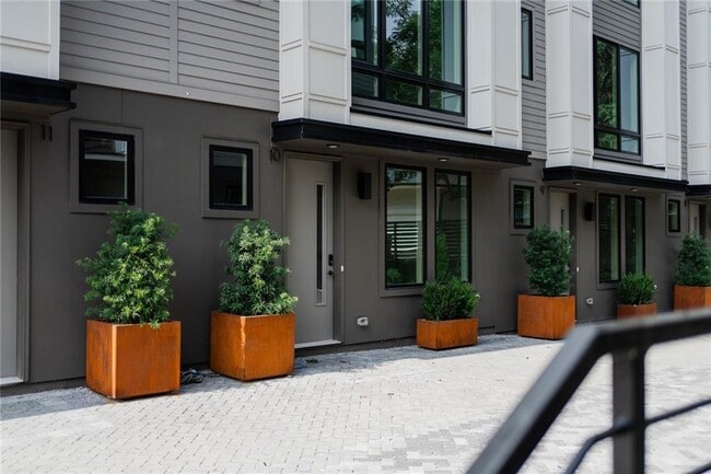 Photo - 1160 Ormewood Ave SE