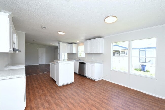 12767 Roy Harris Loop