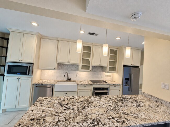 1201 McDuffie St Unit 118