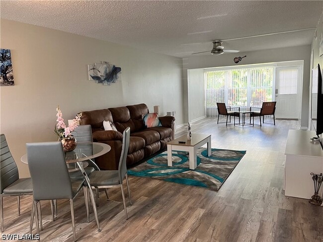 Photo - 190 Palm Dr Unit 1
